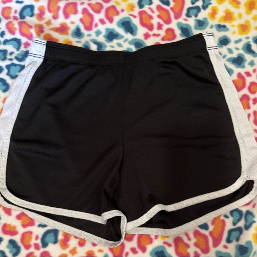 JUSTICE GIRLS BLACK AND WHITE SHORTS